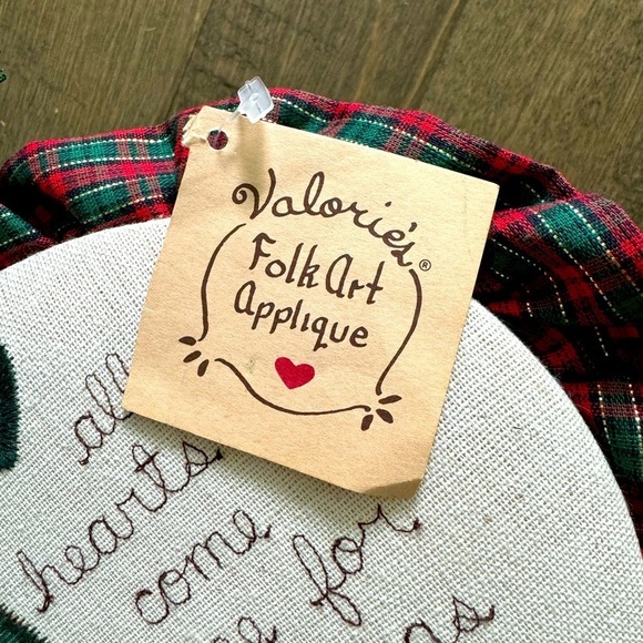Valorie Stockwell Folk Art Applique Green Red Tartan Christmas Wicker Basket NWT - Picture 9 of 10